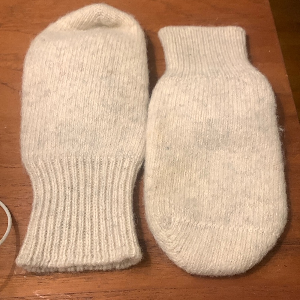 HANDMADE HANDKNIT RAGG WOOL MITTENS,KNIT TRAFFIC POLICE MITTENS